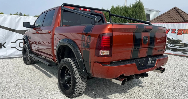 Dodge RAM cena 108900 przebieg: 298000, rok produkcji 2013 z Grójec małe 352